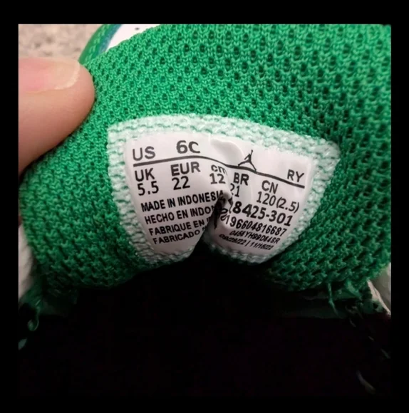 Toddler Nike Air Jordan Mid Green White Sneakers - Picture 15 of 15